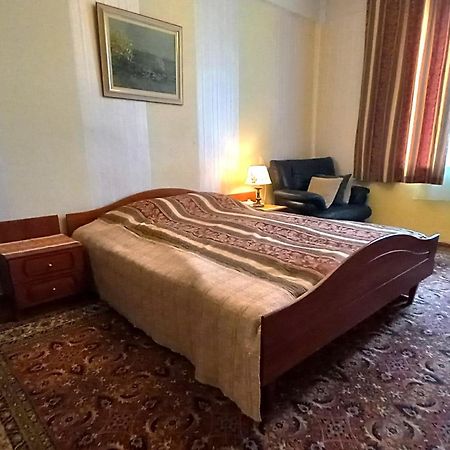 Majakovski Guesthouse Sillamäe 외부 사진
